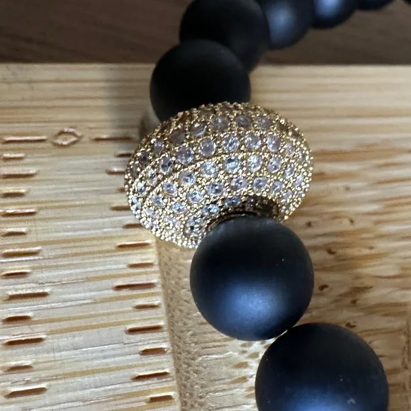Matte 8mm Onyx Stretch Bracelet w/ Gold Pave Crystal Spacer - Picture 9 of 9